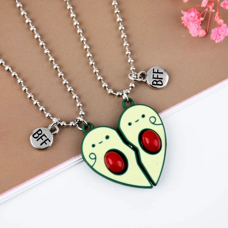 Perfecto para compartir con tu BFF. ¡Llévalo siempre contigo!